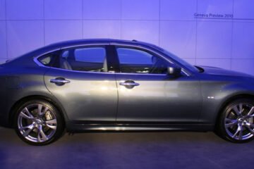 INFINITI PRESENTERA LA M A GENEVE