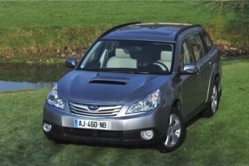 SUBARU OUTBACK :    LE CROSSOVER PRECURSEUR