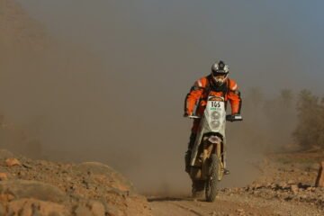 AFRICA ECO RACE 2011. ETAPE 9. GUEL AGANTOUR-TENADI : DANS TROIS JOURS, DAKAR !