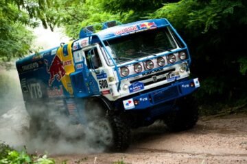 DAKAR 2011 : SEPTIEME SUCCES D'ETAPE POUR LE KAMAZ DU '' TSAR '' … CHAGIN !!!