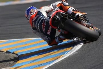 ESSAIS CHRONOS GP MOTO DE FRANCE AU MANS : HONDARC DE  TRIOMPHE.