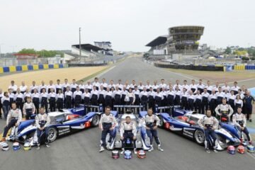 24 HEURES DU MANS 2011  : PEUGEOT OU LE GRAND DEFI