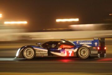 24 HEURES DU MANS :  L’UNIQUE AUDI RESCAPEE TOUJOURS EN TETE AU LEVER DU JOUR