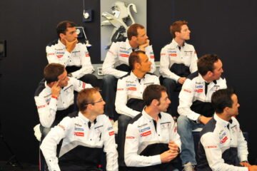 24 HEURES DU MANS : AUDI ET PEUGEOT RIVAUX MAIS SOLIDAIRES