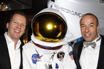 TOM CORONEL…. DANS L’ESPACE EN 2014 !!!