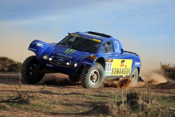 AFRICA RACE: CYRIL ESQUIROL NAVIGUERA SCHLESSER!