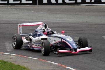 CHAMPIONNAT DE FRANCE F4 :  AU VAL DE VIENNE SIMON GACHET DE NOUVEAU AUX AVANTS POSTES