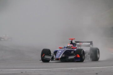 WORLD SERIES RENAULT A SPA-FRANCORCHAMPS: DES CONDITIONS APOCALYPTIQUES LORS DE LA SECONDE JOURNEE.