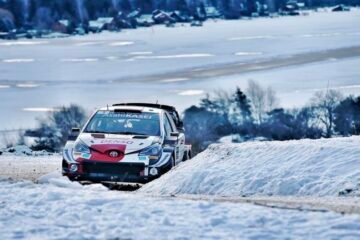 OGIER-INGRASSIA AVEC LEUR TOYOTA YARIS REMPORTENT LE MONTE CARLO 2021 DEVANT EVANS ET NEUVILLE