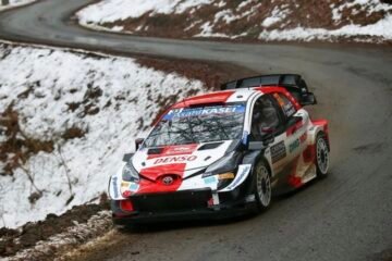 LES TOYOTA D'EVANS ET D'OGIER EN TÉTE A GAP VENDREDI SOIR AU MONTE CARLO. TANAK ET NEUVILLE EN EMBUSCADE