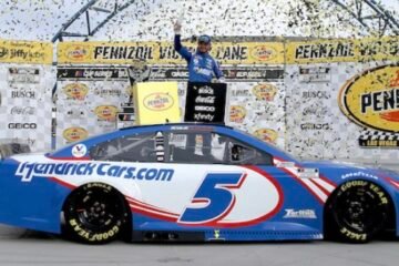 KYLE LARSON VICTORIEUX EN NASCAR A LAS VEGAS