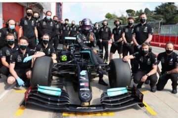 L EQUIPE MERCEDES AVEC HAMILTON ET BOTTAS EN ESSAIS PRIVES POUR LES NOUVEAUX PNEUS PIRELLI A IMOLA