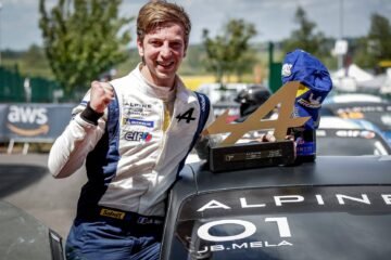 MELA FAIT COUP DOUBLE A MAGNY COURS EN ALPINE EUROPACUP 2021 MELA FAIT COUP DOUBLE A MAGNY COURS EN ALPINE EUROPACUP 2021