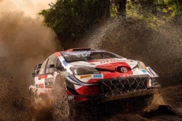 VAINQUEUR AU KENYA OGIER FILE VERS SON… 8eme TITRE MONDIAL VAINQUEUR AU KENYA OGIER FILE VERS SON… 8eme TITRE MONDIAL