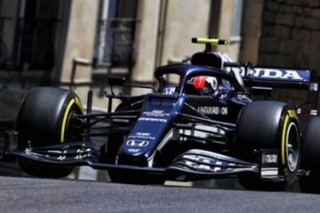 LE FRANCAIS GASLY DOMINE LES DERNIERS ESSAIS LIBRES À BAKU… MAX DANS LE MUR!