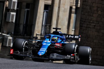 « MAGIC ALONSO » SIGNE SON MEILLEUR RÉSULTAT DEPUIS SON RETOUR EN FORMULE 1 À BAKOU