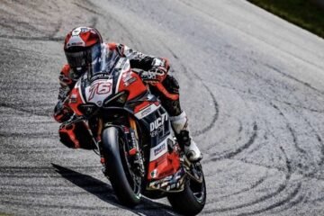 MOTOAMERICA: LORIS BAZ DEUXIÈME ET DNF (DID NOT FINISH) POUR CAUSE DE CASSE MOTEUR EN DEUXIÈME MANCHE