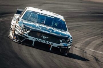 ALMIROLA VAINQUEUR SURPRISE À LOUDON EN NASCAR ALMIROLA VAINQUEUR SURPRISE À LOUDON EN NASCAR