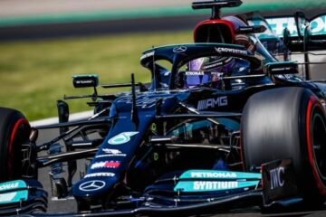 HAMILTON SIGNE LA POLE DU GP DE HONGRIE AU HUNGARORING DEVANT BOTTAS ET VERSTAPPEN HAMILTON SIGNE LA POLE DU GP DE HONGRIE AU HUNGARORING DEVANT BOTTAS ET VERSTAPPEN