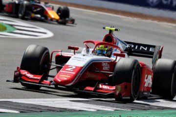 OSCAR PIASTRI EN POLE EN F2 A SILVERSTONE. LE FRANÇAIS POURCHAIRE CINQ OSCAR PIASTRI EN POLE EN F2 A SILVERSTONE. LE FRANÇAIS POURCHAIRE CINQ