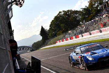 VICTOIRE POUR LA NISSAN GT R DE L EQUIPE IMPUL AVEC MATSUSHITA ET HIRAMINE