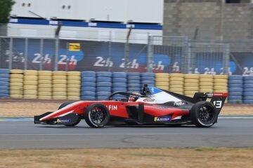 VAN HOEPEN ET NICO PROST VAINQUEURS EN MONOPLACE EN ULTIMATE CUP AU MANS
