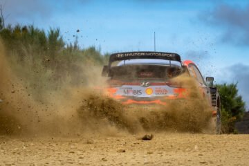CHEZ HYUNDAI ON RAME… MAIS SÉBASTIEN OGIER POUR LA HUITIÈME FOIS SUR ORBITE MONDIALE …
