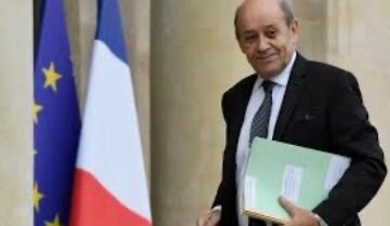 LE DRIAN, LE MINISTRE AFFAIRES ÉTRANGÈRES SOUHAITE ARRÊT DU DAKAR APRES EXPLOSION BOMBE A JEDDAH