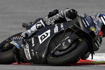 ALEIX ESPARGARO ET APRILIA, LES PLUS RAPIDES DES 1ers ESSAIS DU MOTOGP A SEPANG ALEIX ESPARGARO ET APRILIA, LES PLUS RAPIDES DES 1ers ESSAIS DU MOTOGP A SEPANG