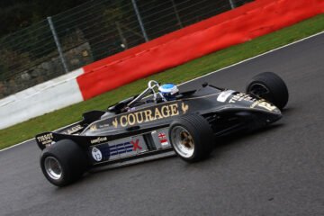 LOTUS 88 : LA MONOPLACE DE FORMULE 1 … QUI N’EN FUT JAMAIS UNE !