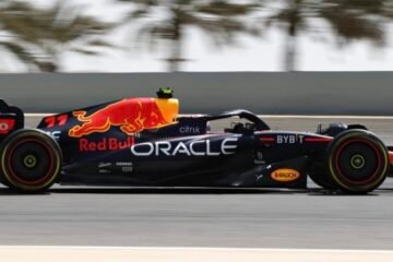 AU TOUR DE PÉREZ ET DE LA RED BULL D’ÊTRE LES PLUS RAPIDES À SAKHIR