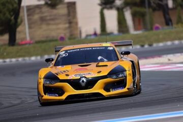 ULTIMATE. VICTOIRE EN GT HYPER SPRINT DE LA RENAULT RS01 DE DELHEZ