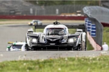 BOURDAIS EN POLE  A MID-OHIO AVEC LA CADILLAC DU CHIP GANASSI