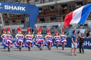 RECORD D AFFLUENCE AU GP DE FRANCE MOTO AVEC … 110.000 FANS !