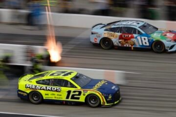 KYLE BUSCH EN POLE DE LA ALL STAR EN NASCAR SUR LE TEXAS SPEEDWAY