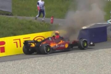 LA FERRARI DE CARLOS SAINZ Jr EN FEU AU RED BULL RING!