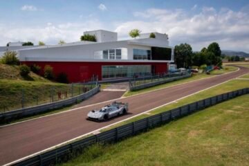 GUIDI ET NIELSEN AU VOLANT CE 6 JUILLET 2022 DE LA FUTURE FERRARI DU MANS, A FIORANO