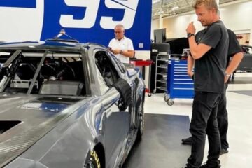 KIMI RAIKKONEN DE RETOUR AU VOLANT MAIS EN NASCAR