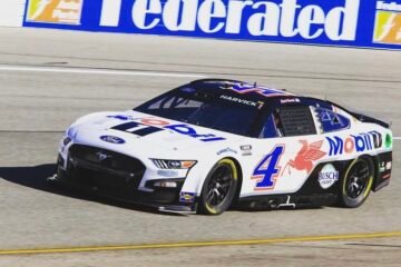 NOUVEAU SUCCÈS POUR KEVIN HARVICK QUI SIGNE SA 60éme VICTOIRE EN NASCAR CUP