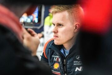 PÉNALITÉS DE CINQ SECONDES POUR TÄNAK ET NEUVILLE