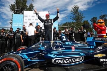 SUCCÈS DU POLEMAN McLAUGHLIN À PORTLAND EN INDYCAR. POWER FILE VERS LE TITRE