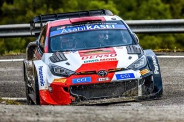 AU RALLYE D’ESPAGNE, OGIER S'ÉCHAPPE EN TÊTE FACE AUX AUTRES TOYOTA AU RALLYE D’ESPAGNE, OGIER S'ÉCHAPPE EN TÊTE FACE AUX AUTRES TOYOTA