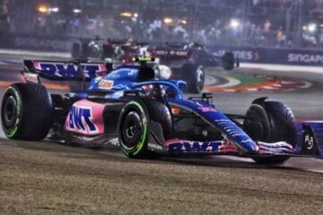 AVEC UN DOUBLE ABANDON POUR ALPINE…UN WEEK- END FRUSTRANT A SINGAPOUR