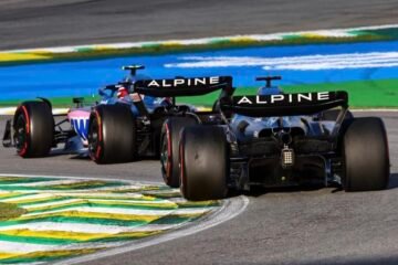 LA BÊTISE DES PILOTES ALPINE DANS LA COURSE SPRINT A SAO PAULO