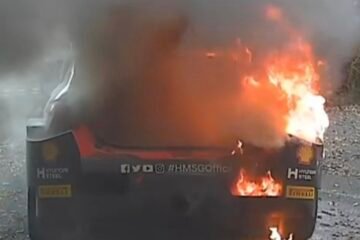LA HYUNDAI DE DANI SORDO EN FEU DANS LA SPÉCIALE 2 AU JAPON