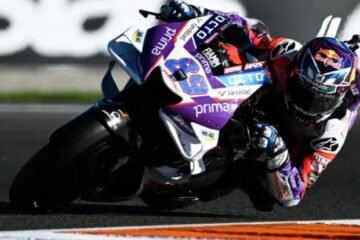 LA DUCATI PRAMAC DE MARTIN EN POLE A VALENCE. QUARTA 4 ET BAGNAIA 8