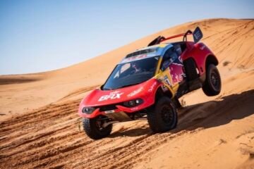 NOUVEAU SUCCÉS EN SPÉCIALE POUR LOEB AU DAKAR. LE VOILA TROIS