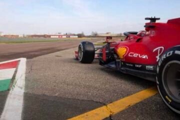 LECLERC ET SAINZ Jr, EN PISTE A FIORANO AVEC LA FERRARI 2021 LECLERC ET SAINZ Jr, EN PISTE A FIORANO AVEC LA FERRARI 2021
