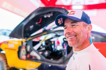 LOEB FÉLICITE NASSER AL ATTYAH APRÉS SA NOUVELLE ET 5éme VICTOIRE AU DAKAR