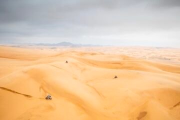 AU CHAMPIONNAT DU MONDE W2RC, AU DAKAR, AVANTAGE AL ATTIYAH EN AUTO, SUCCESSION OUVERTE EN MOTOS
